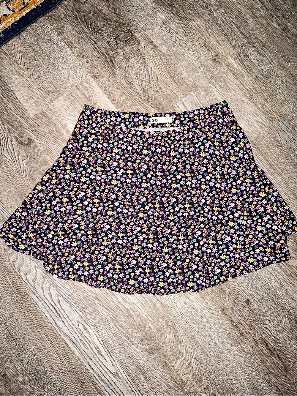 SO Floral Skirt